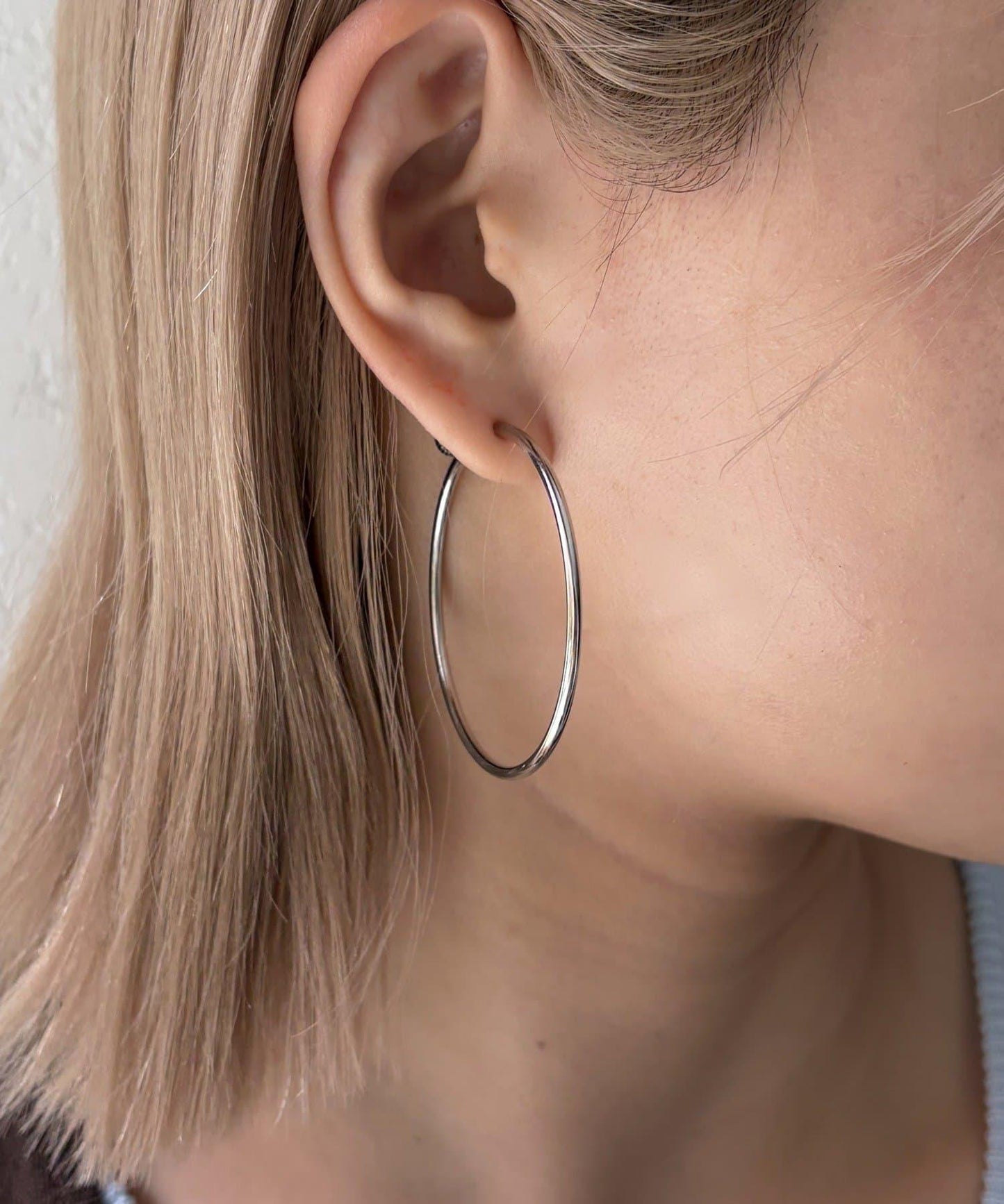 171105282