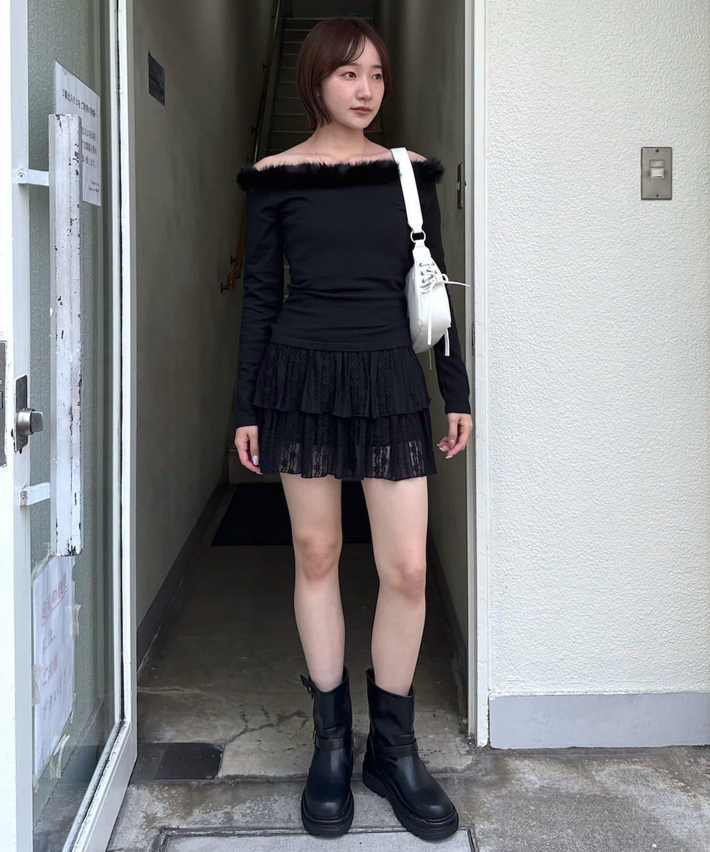 167121337