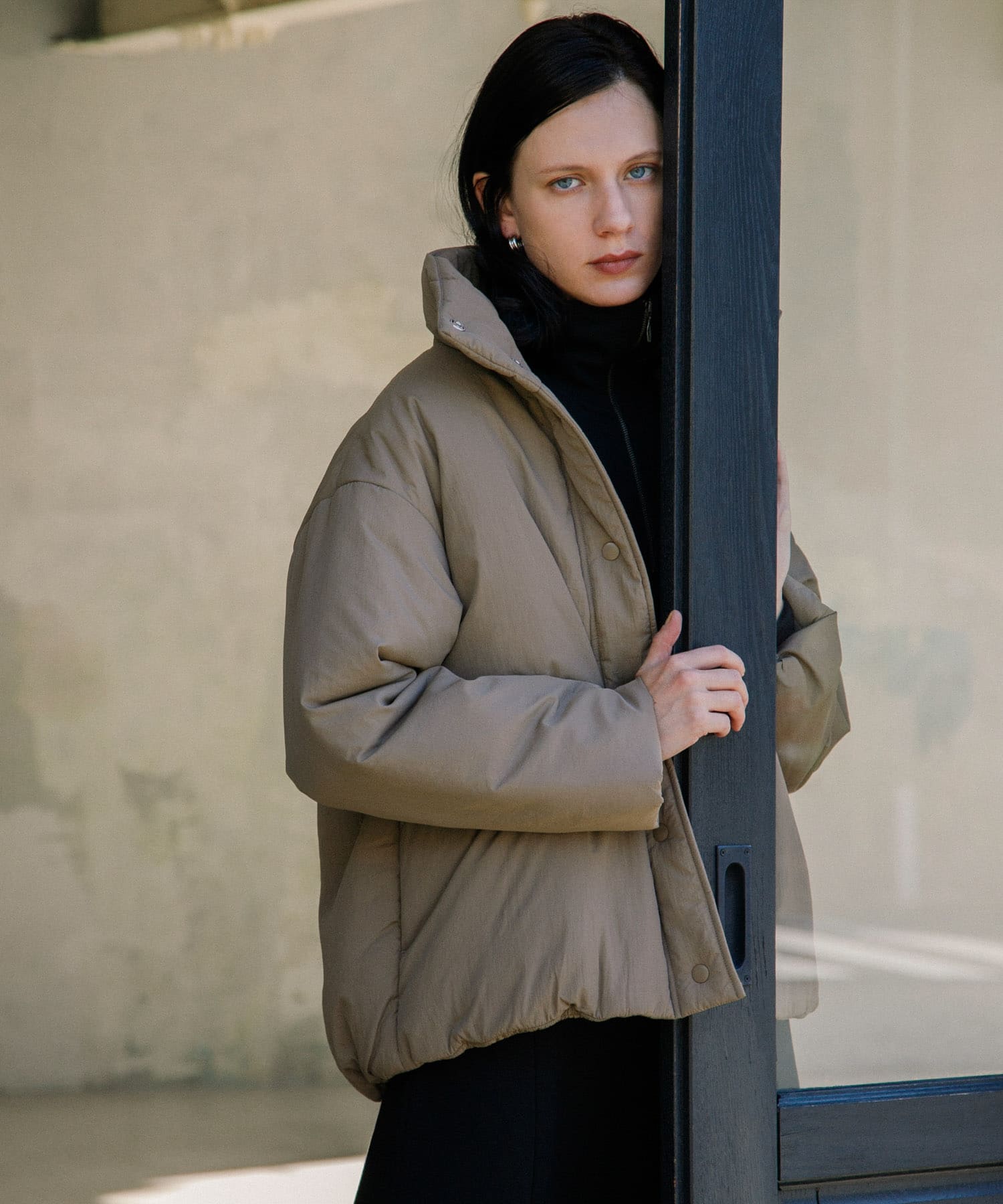 104691519
