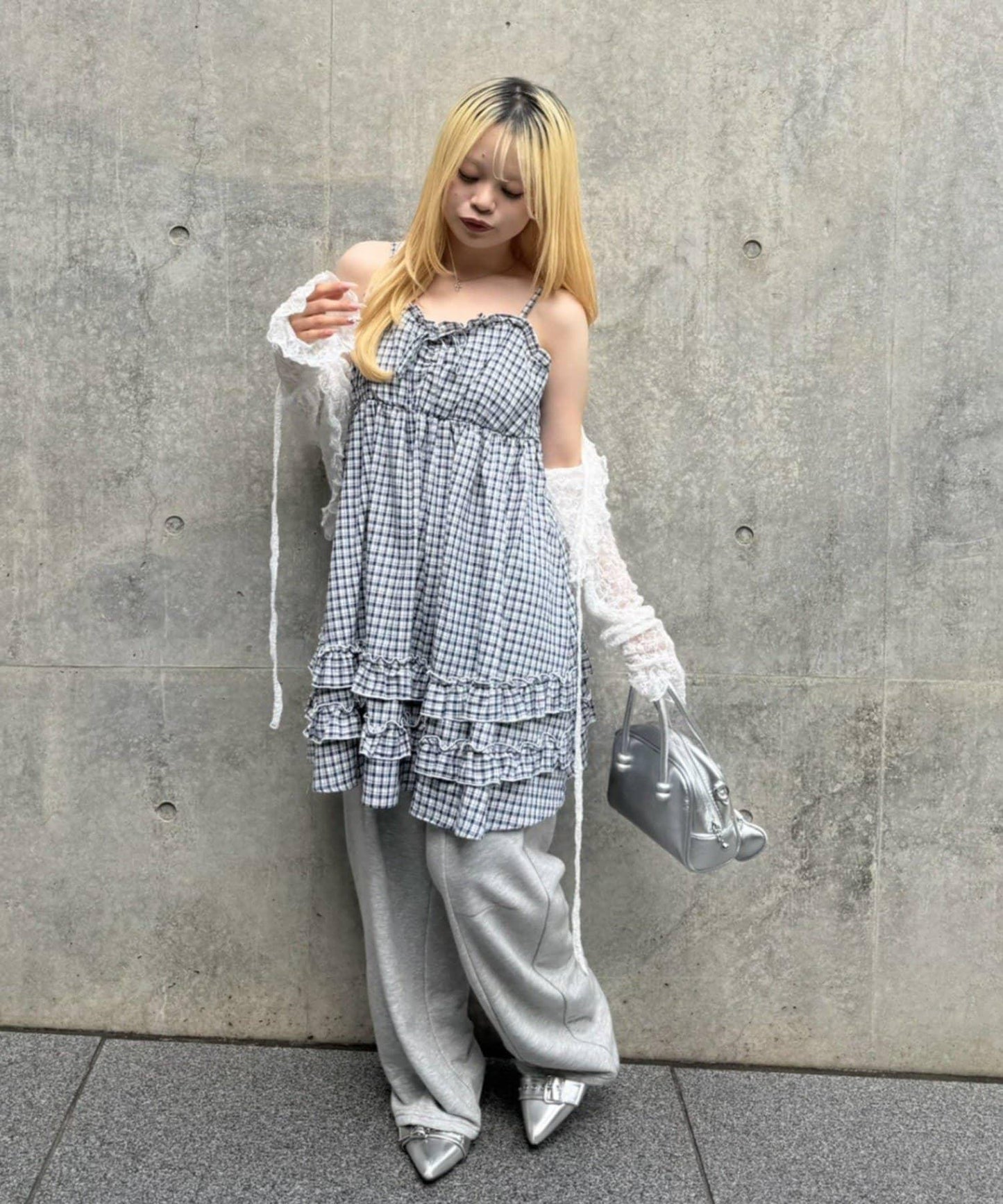 170812421
