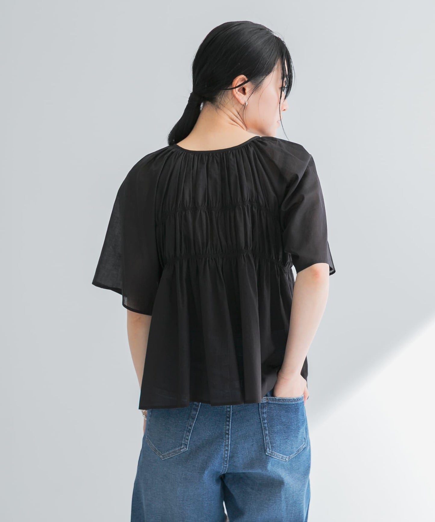 166134953