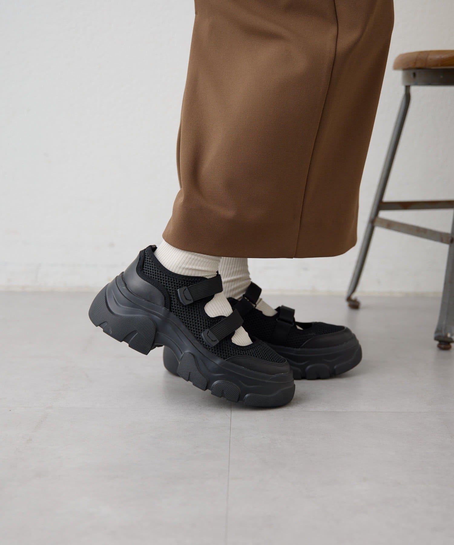 170351296