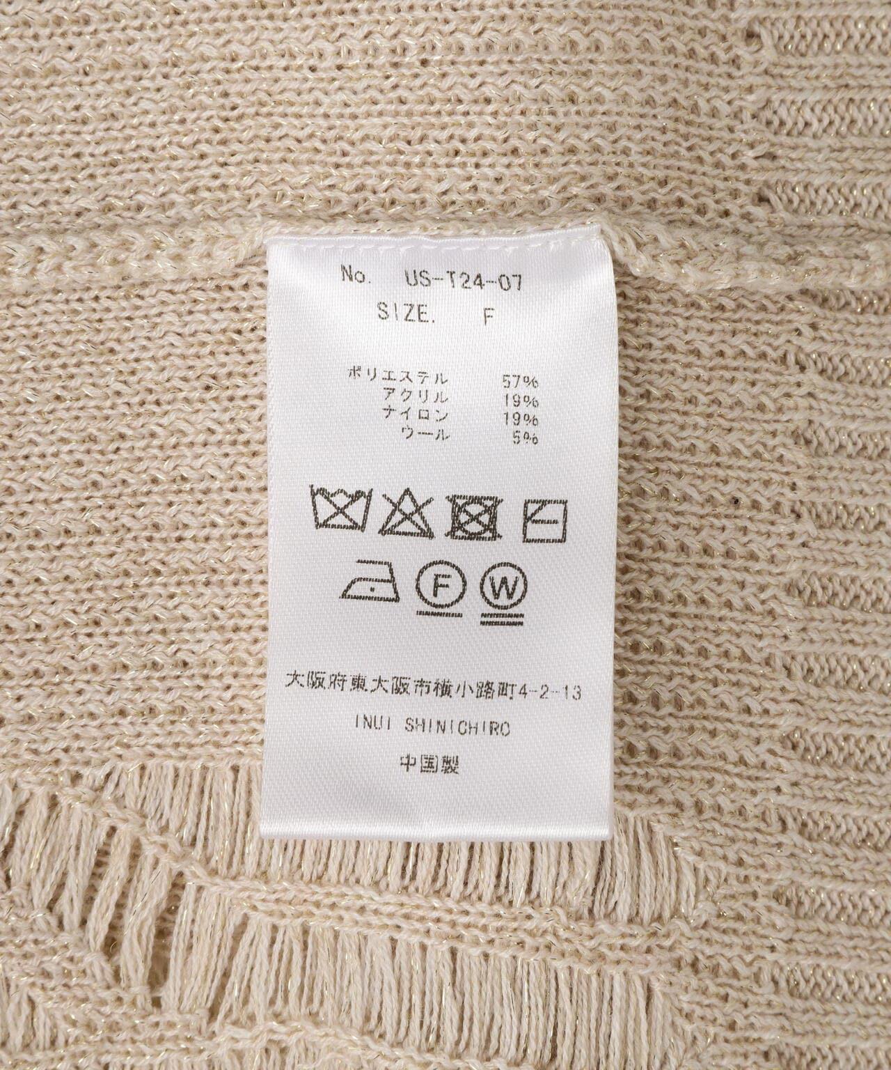 153958822