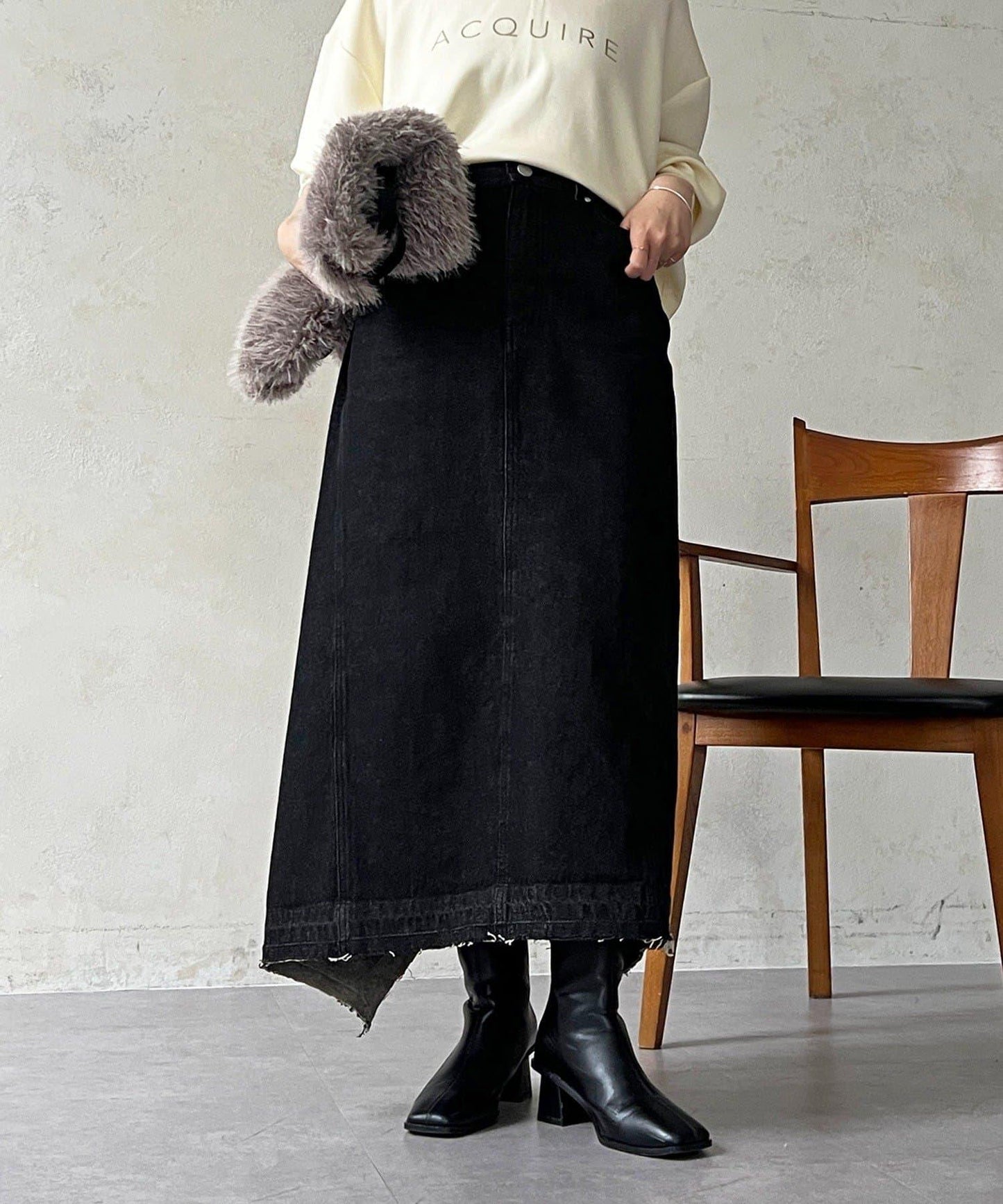 168451333
