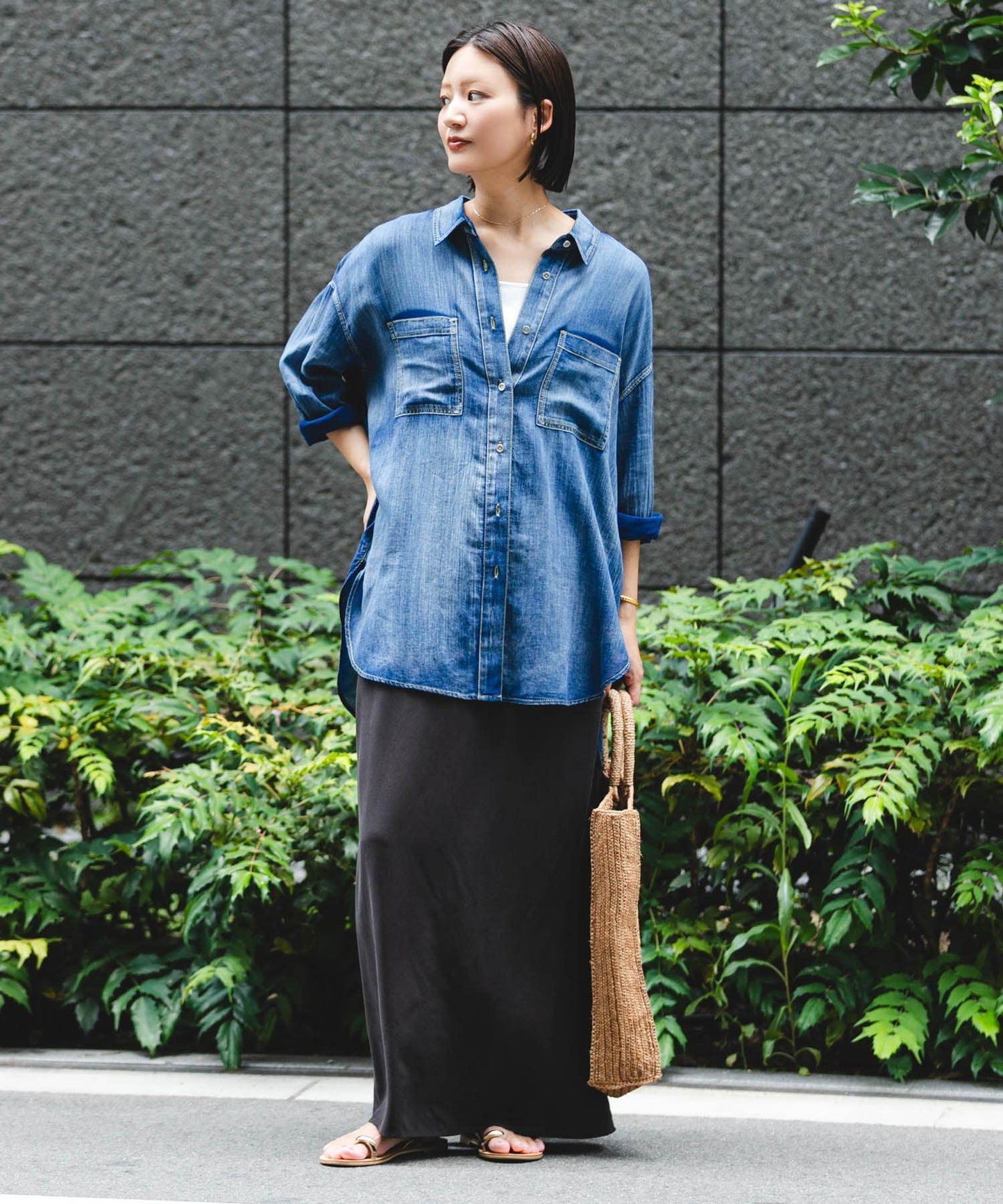 163032456