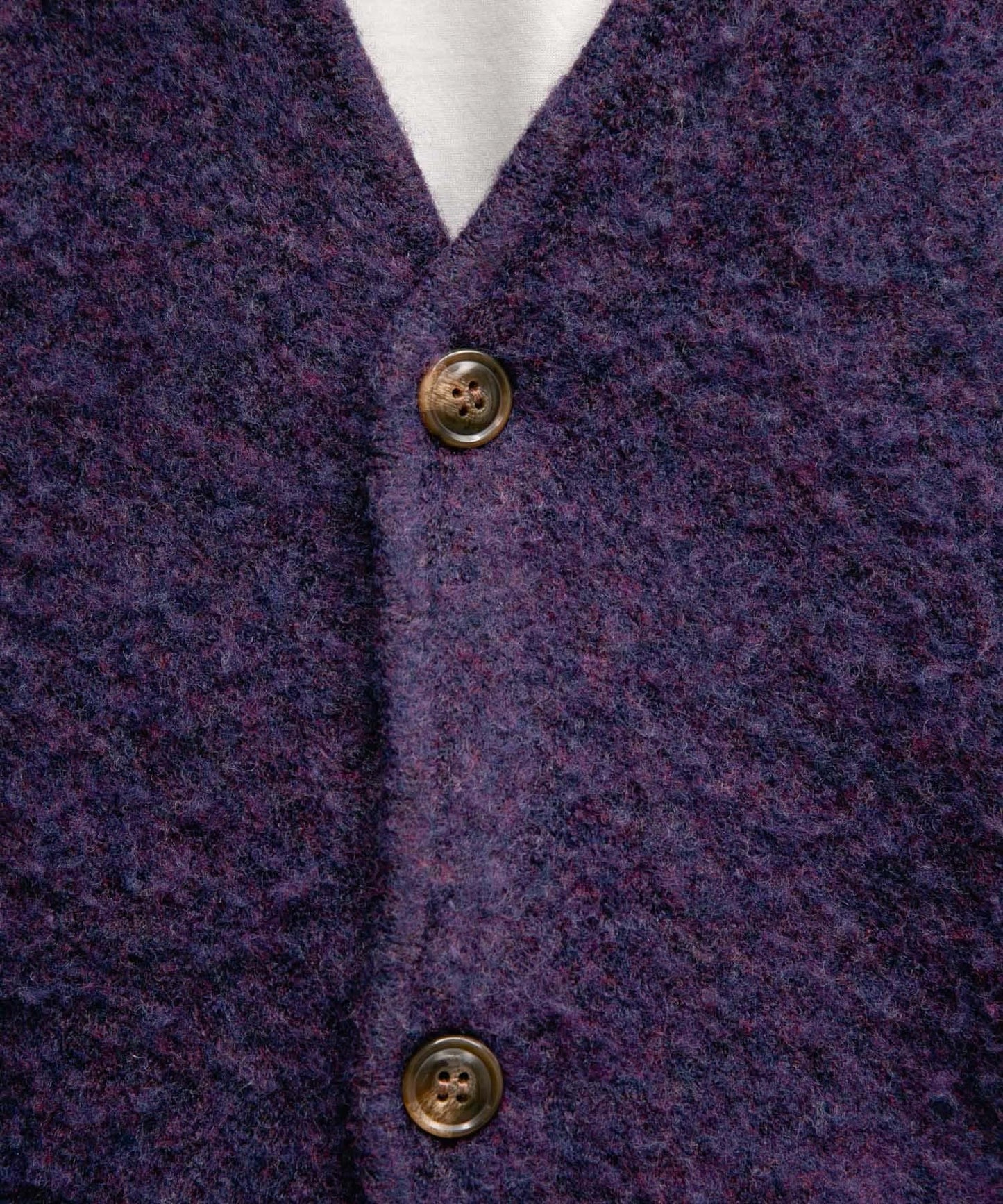 147975352