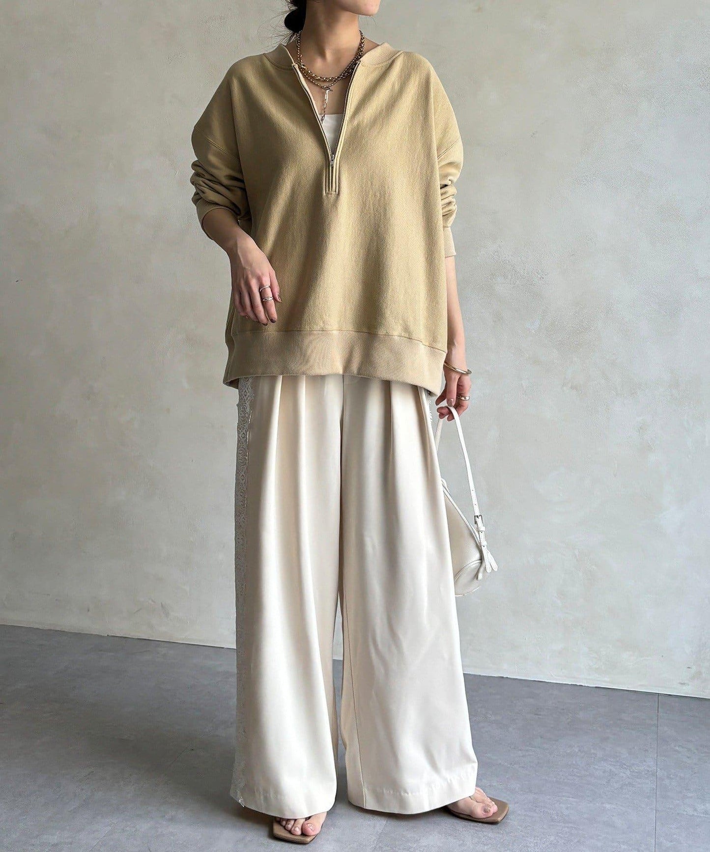 281493633