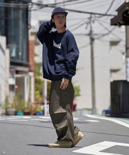 聯名 UPSIDE DOWN LOGO SWEAT/裡起毛圓領衛衣