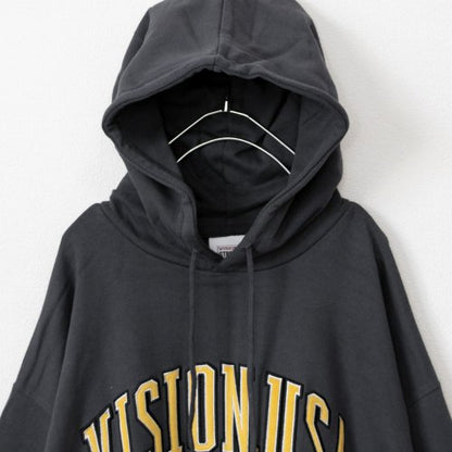 VISION STREET WEAR 綢緞徽章 拱形標誌 裡毛衛衣 炭灰色 【特價】 (CT6555CH)