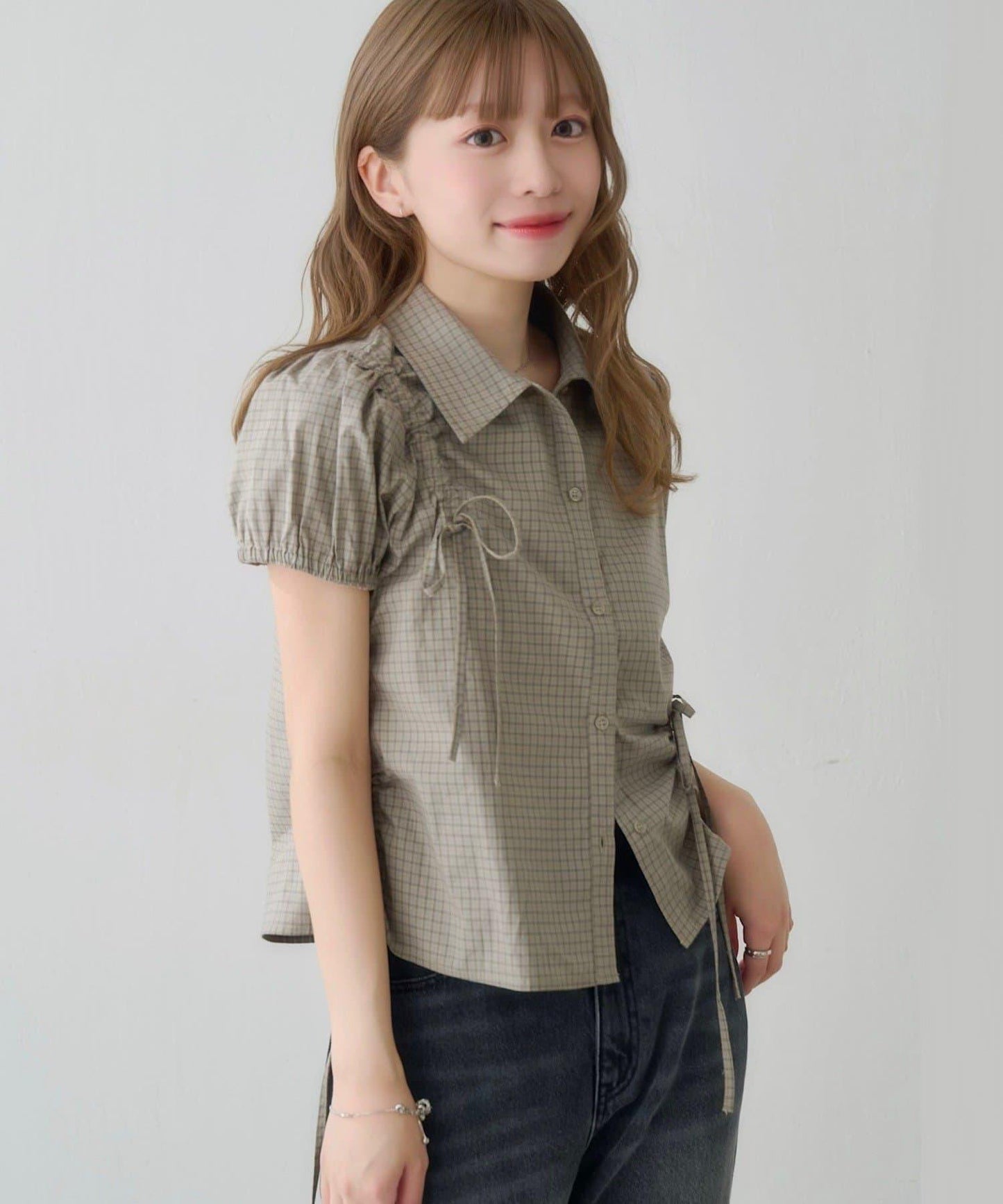 170433404