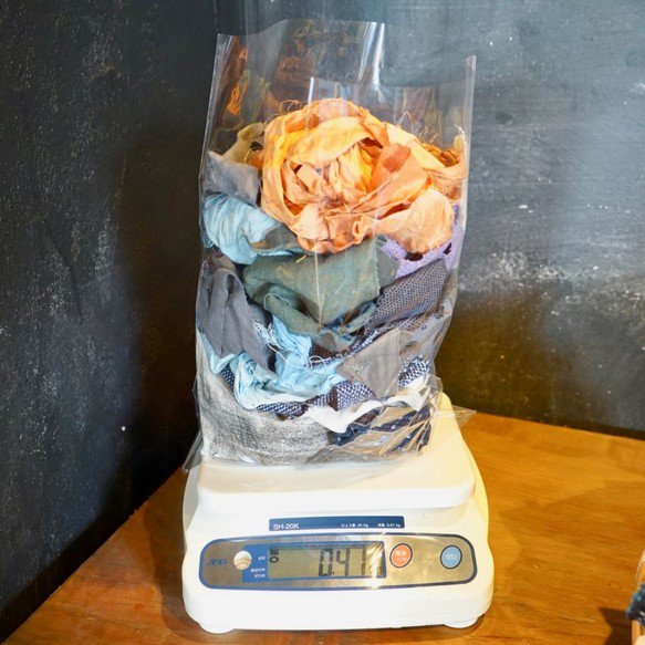 天然染料碎布面料 大量400克 組合裝(藍染・柿渋染・草木染) 碎布 棉布