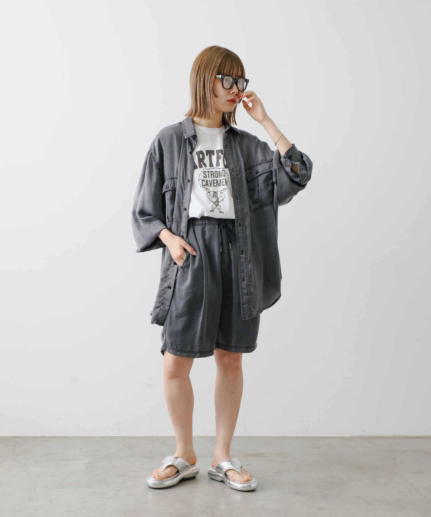 127121883
