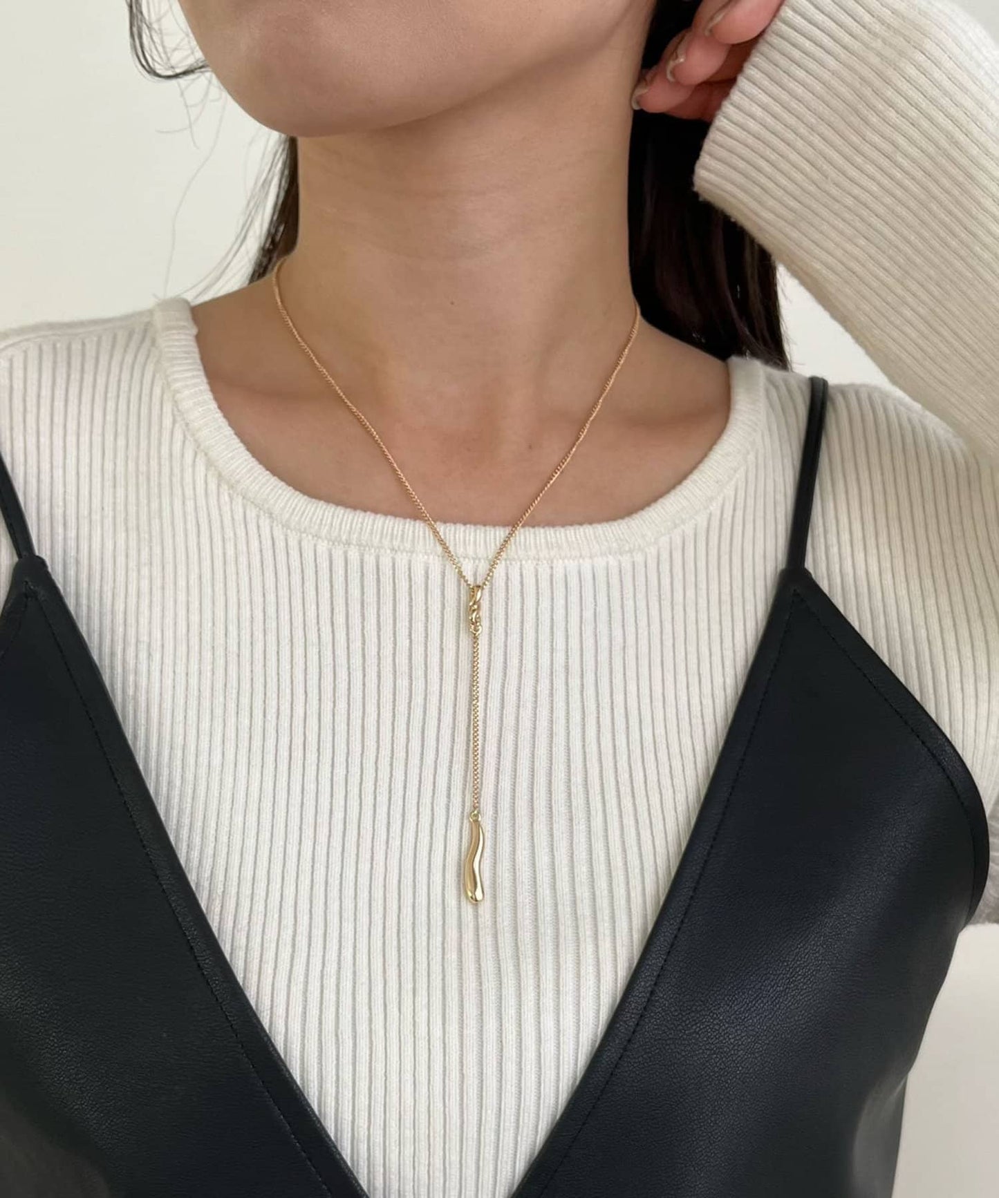 〈GOLDY/ゴールディ〉扭曲Y字項鍊