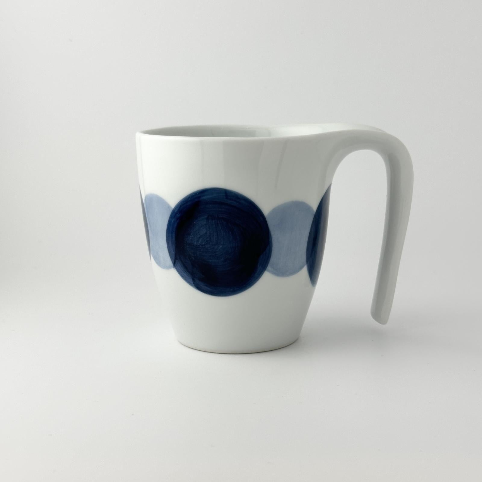 153269127