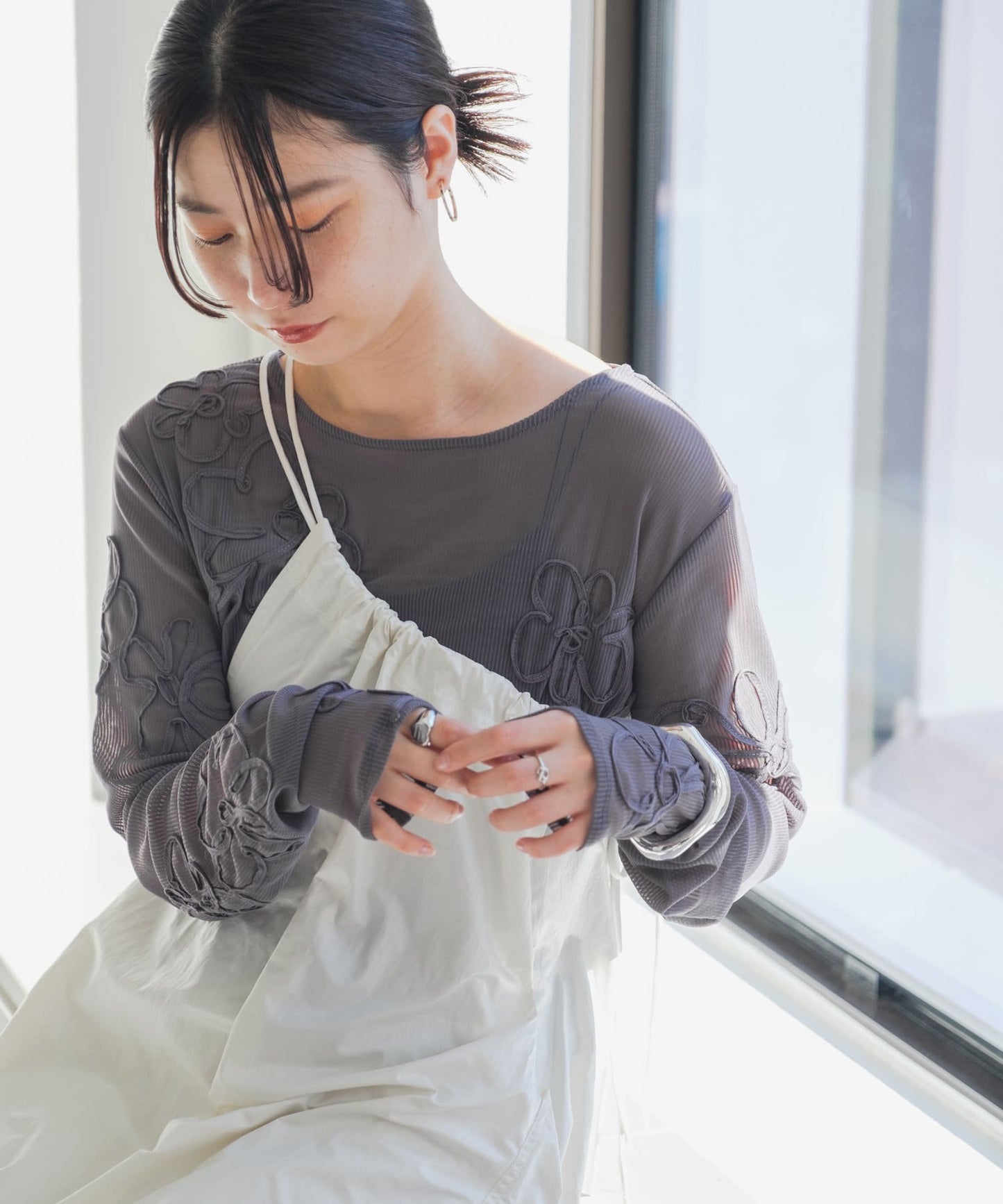 【2024春夏款/4色可選】花朵編織刺繡透視上衣