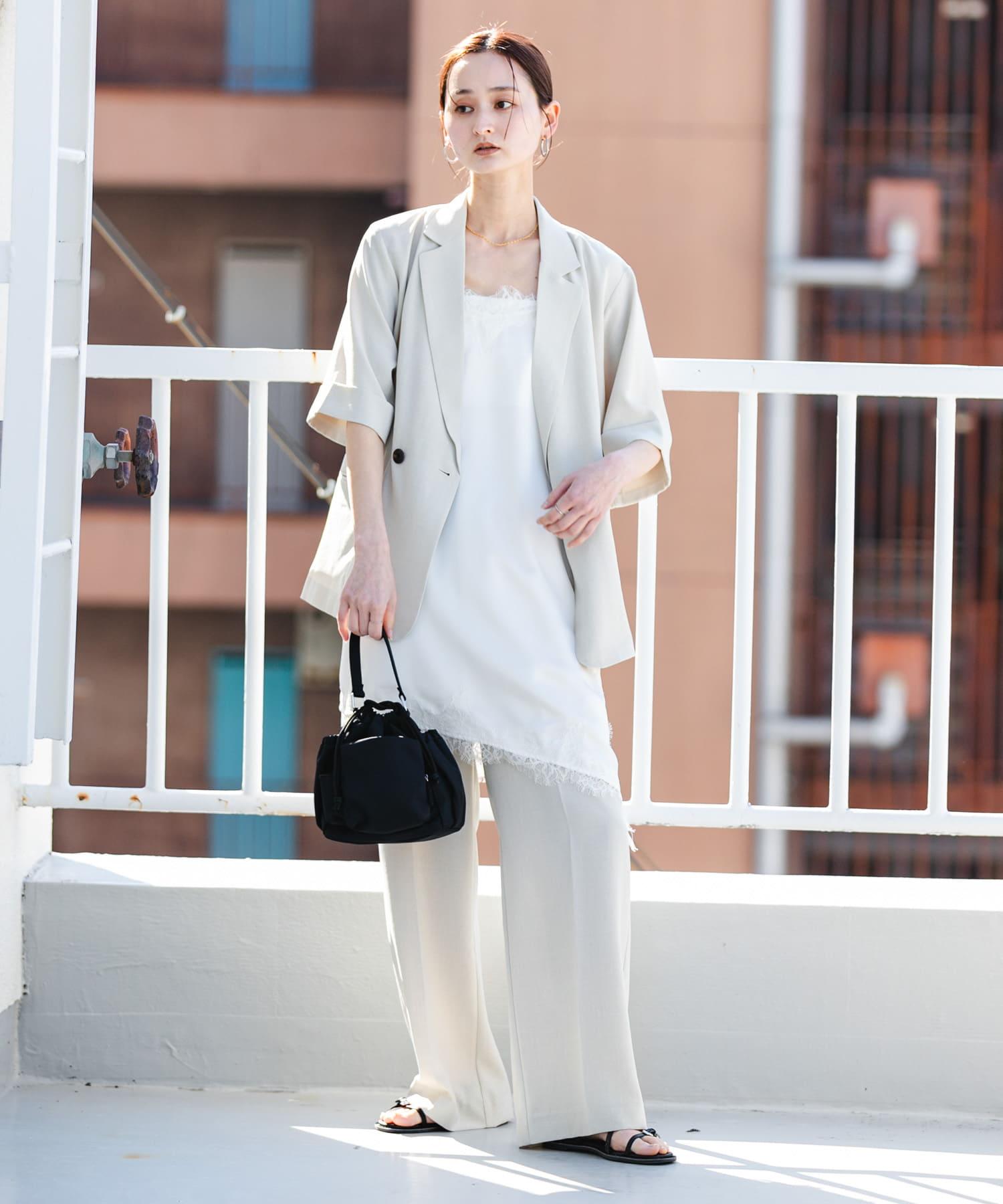 284706499