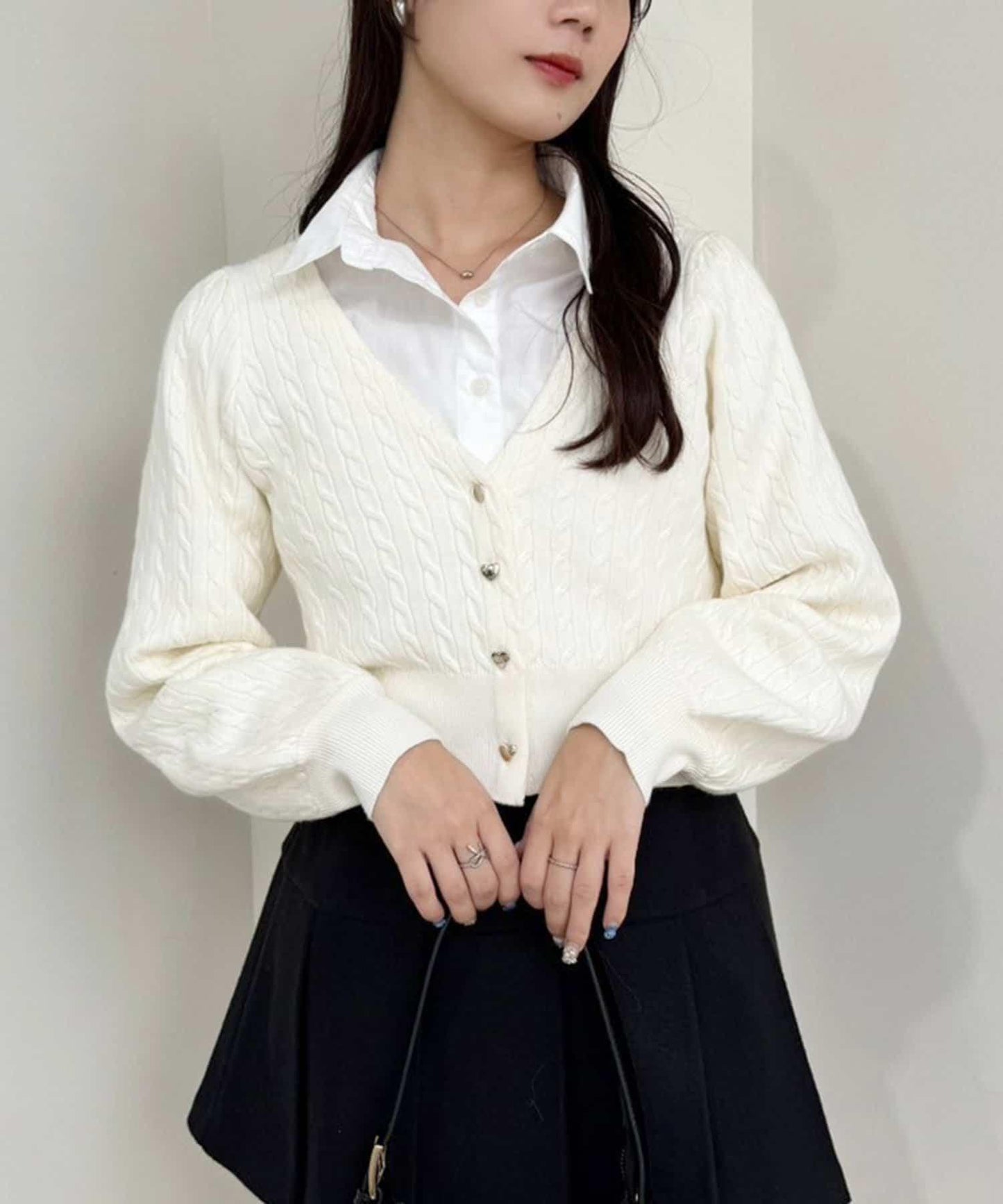 147241825