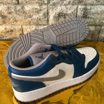 値下げ不可♪NIKE★AIR JORDAN 1★LOW(GS)☆24.5cm (新品、未使用)