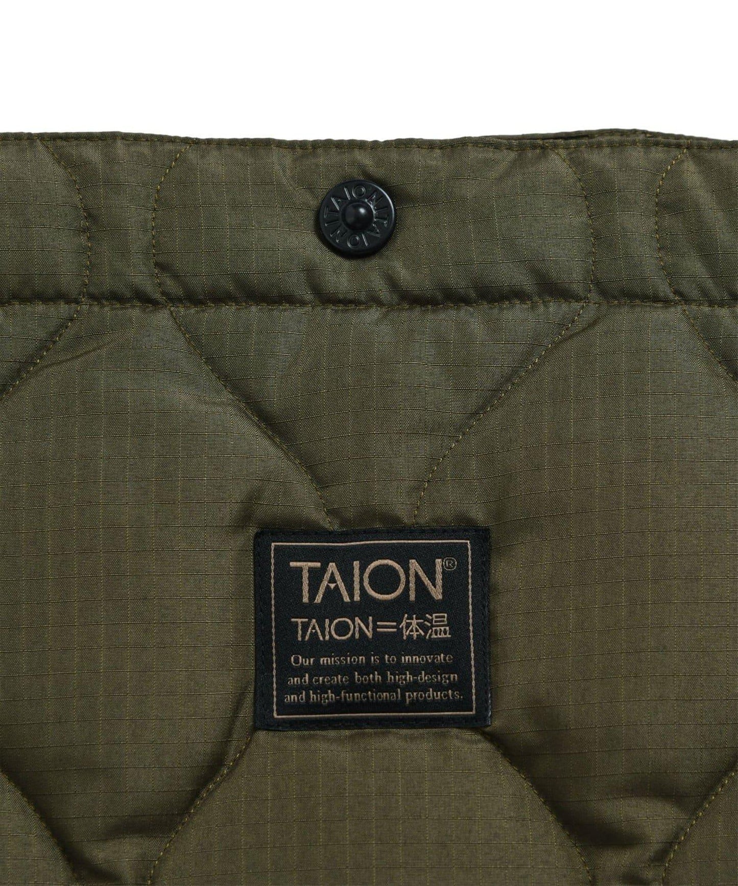 【TAION】軍事風格 斜挎羽絨包 M 肩揹包