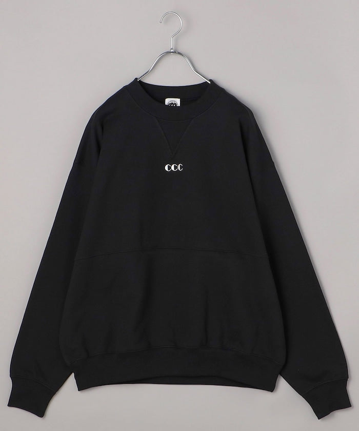 Embroidered Logo Switching Sweat