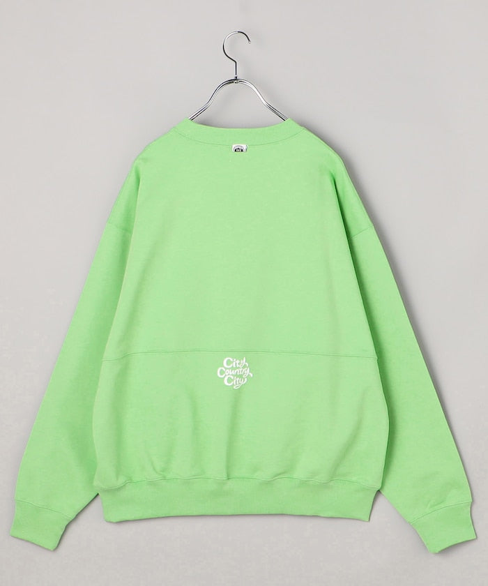 Embroidered Logo Switching Sweat