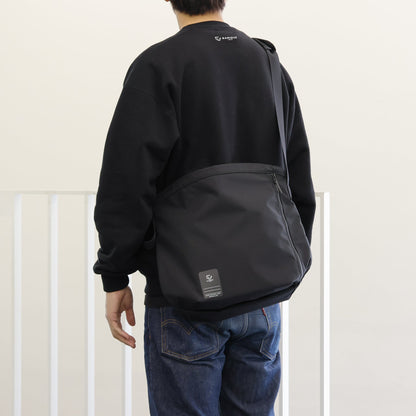 TAG 肩包