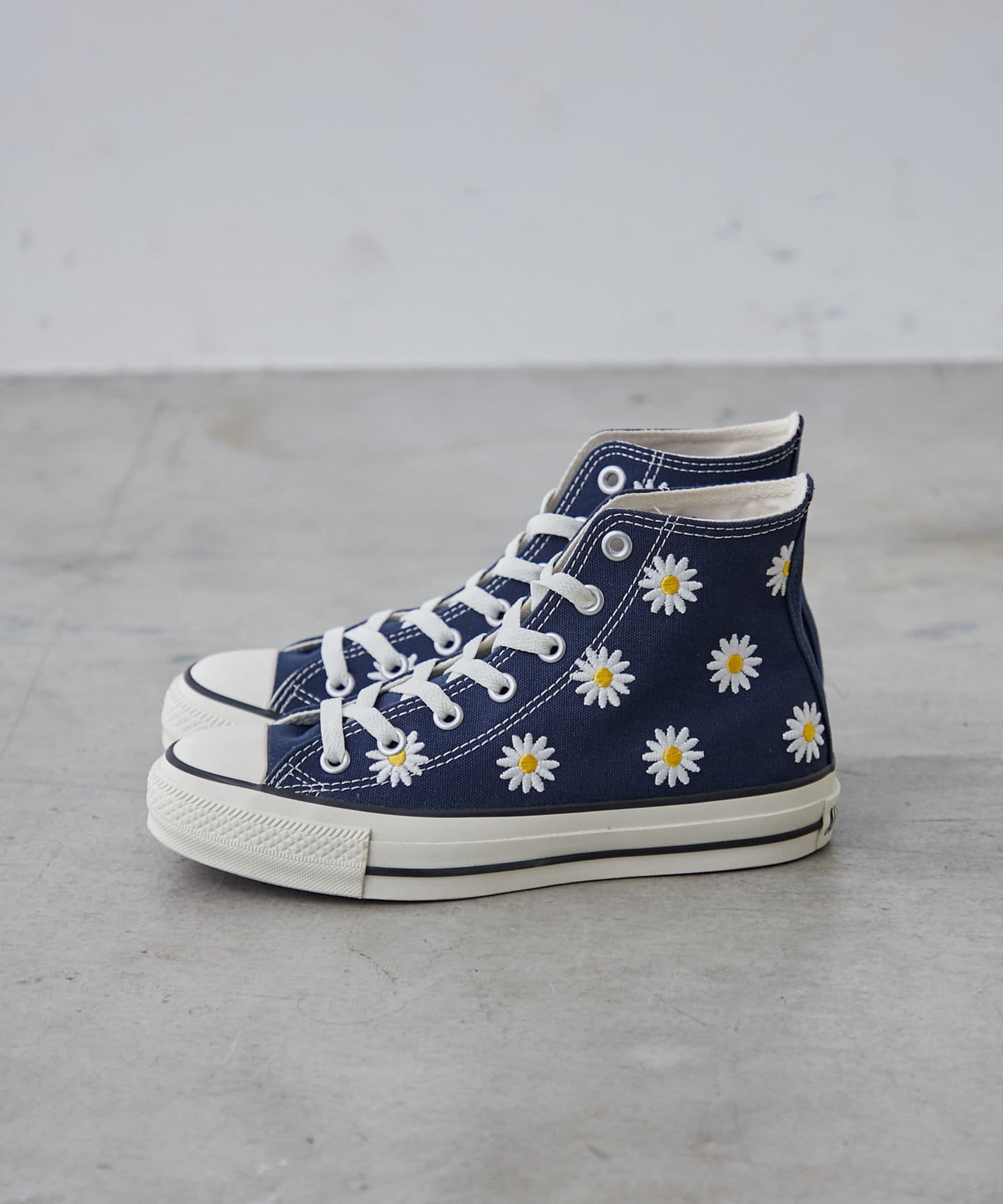 【CONVERSE/匡威】ALL STAR R 雛菊花 高幫