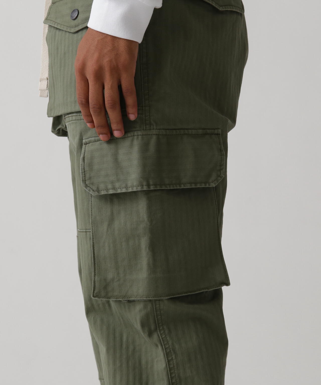 《AVIREX × EXPANSION》STRETCH BUSH CARGO PANTS / 伸縮布什口袋褲