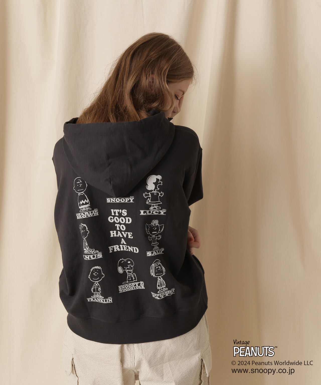 《PEANUTS×AVIREX》PULL OVER PARKA/《花生漫畫×AVIREX》套頭帽風衣