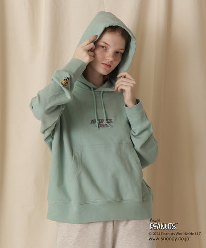 《PEANUTS×AVIREX》PULL OVER PARKA/《花生漫畫×AVIREX》套頭帽風衣