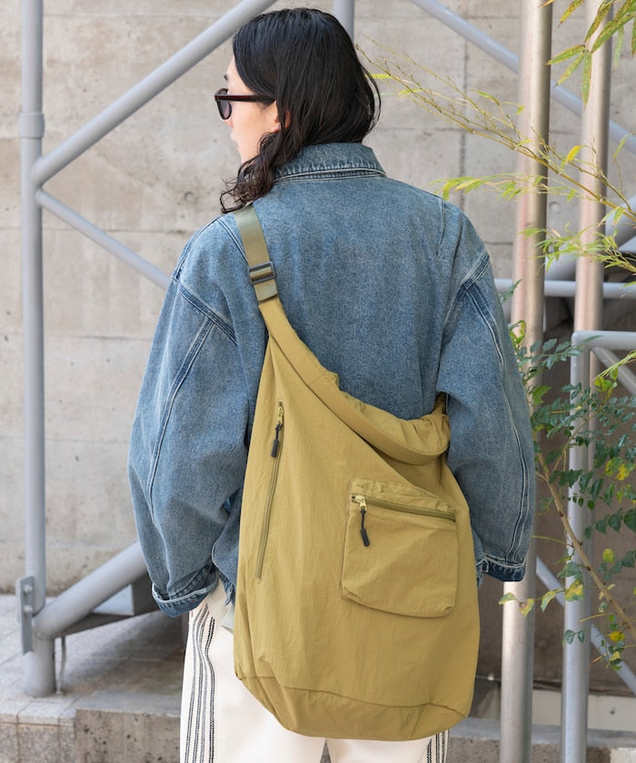 Roll Shoulder BAG