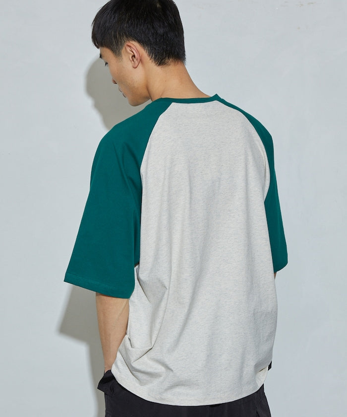 LOGO RAGLAN TEE