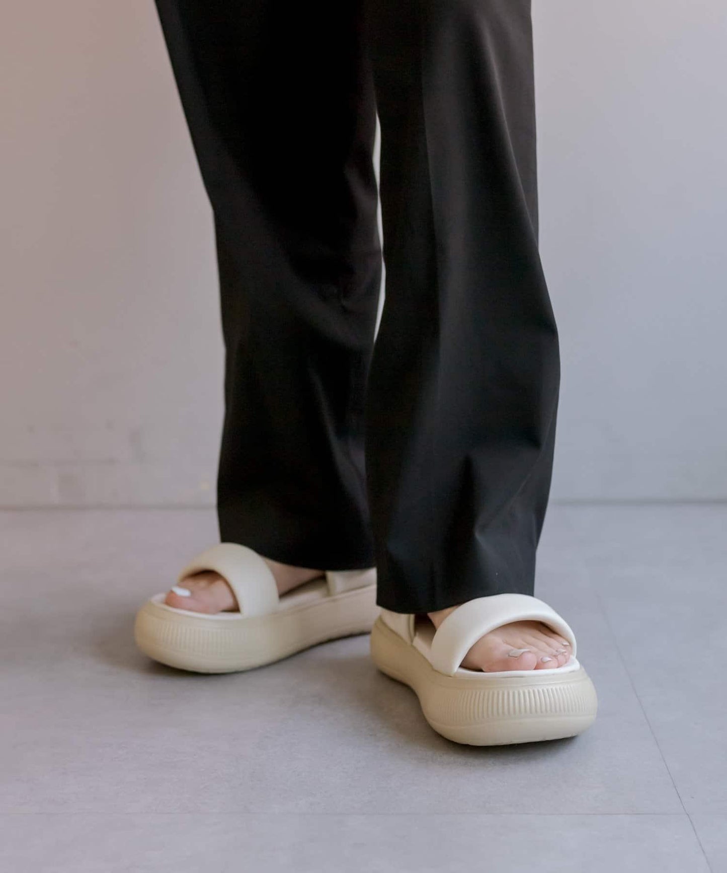 【PUMA(普馬)】女士 瑪優 厚底 拖鞋/MAYU PUFFY SANDALS