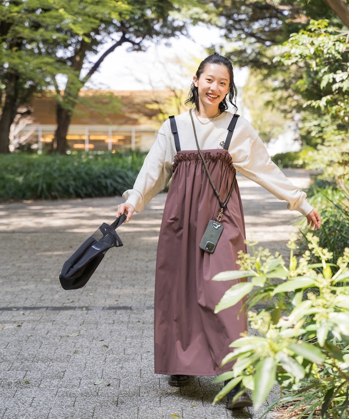 齊褶收腰連衣裙