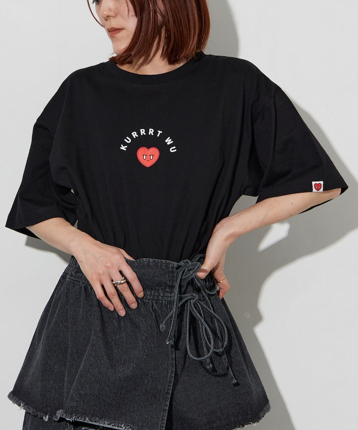 red heart break Tee