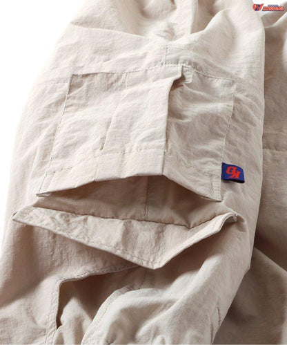 可轉換式貨物褲 由Sasya、HINATA.M、ITTA導演，來自角川夢想製作一部網絡限定尺寸