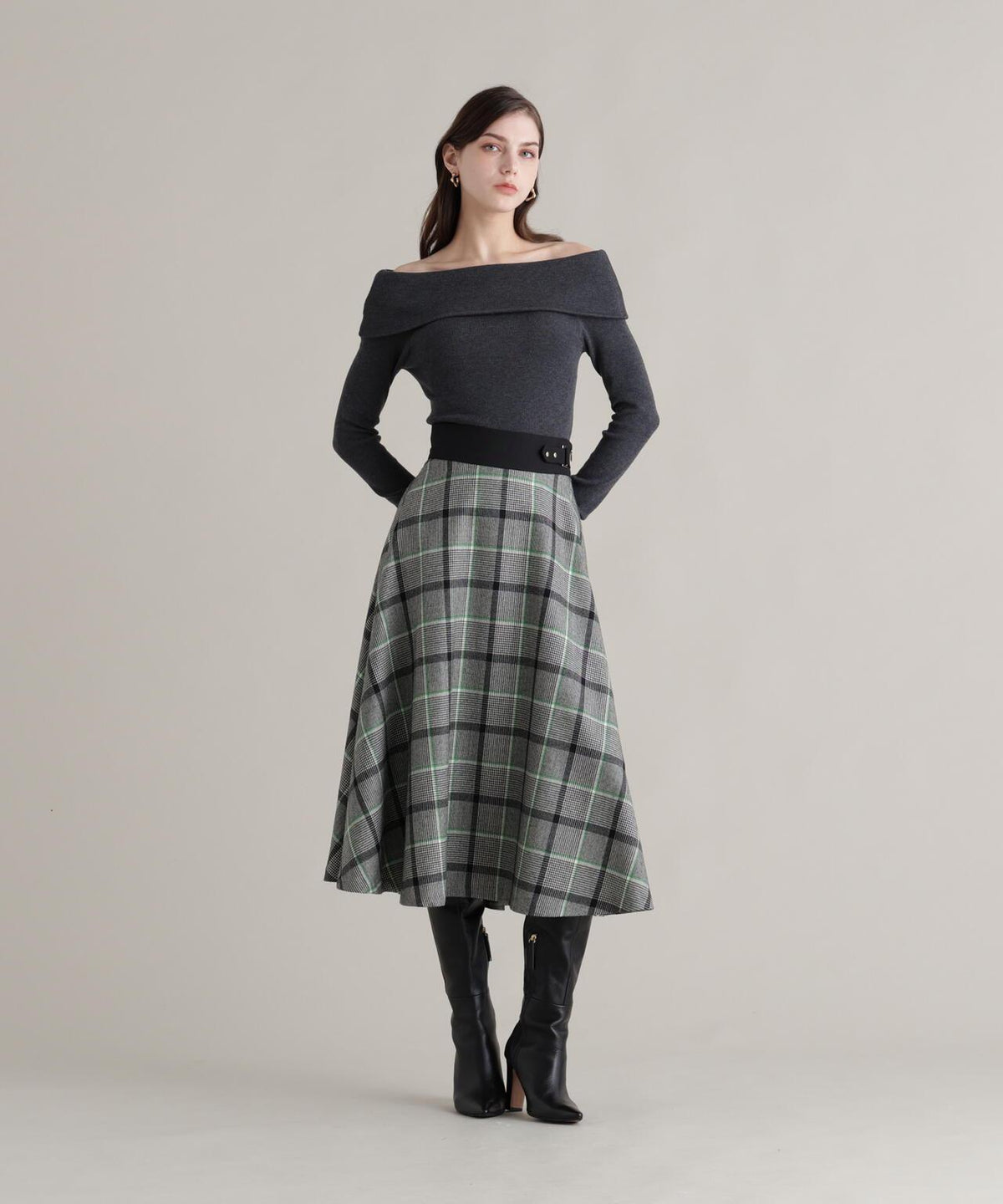 174302701