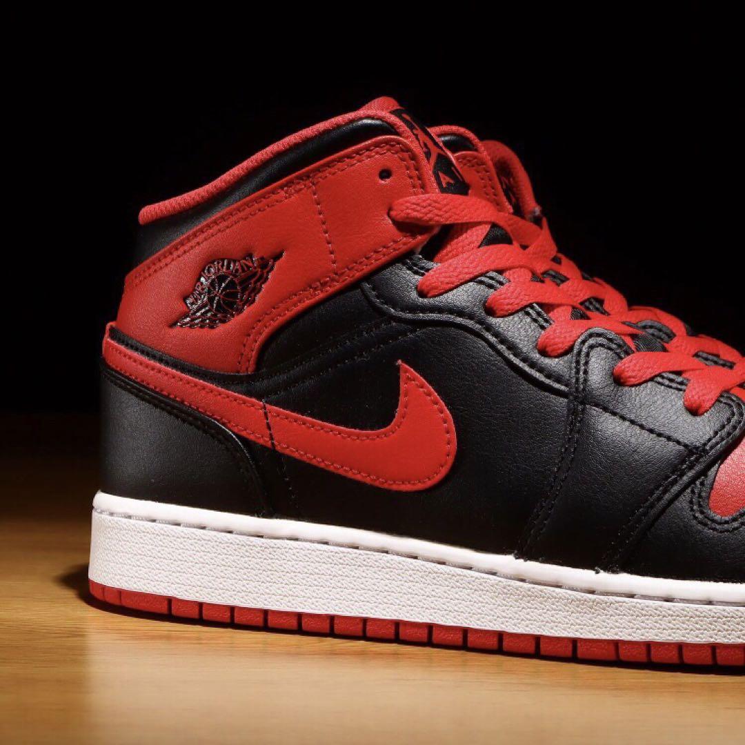 NIKE☆AIR JORDAN 1☆MID★BRED★24.5cm (新品、未使用)