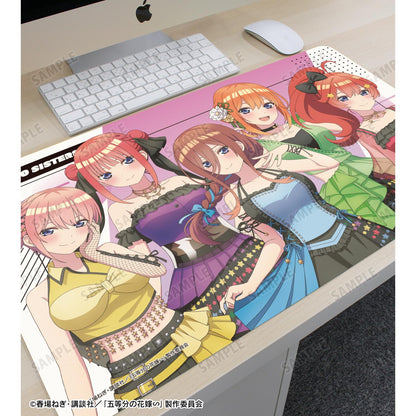 《五等分的新娘》∽_rockin’star合作 描繪新作 集合 搖滾偶像版 多功能桌墊