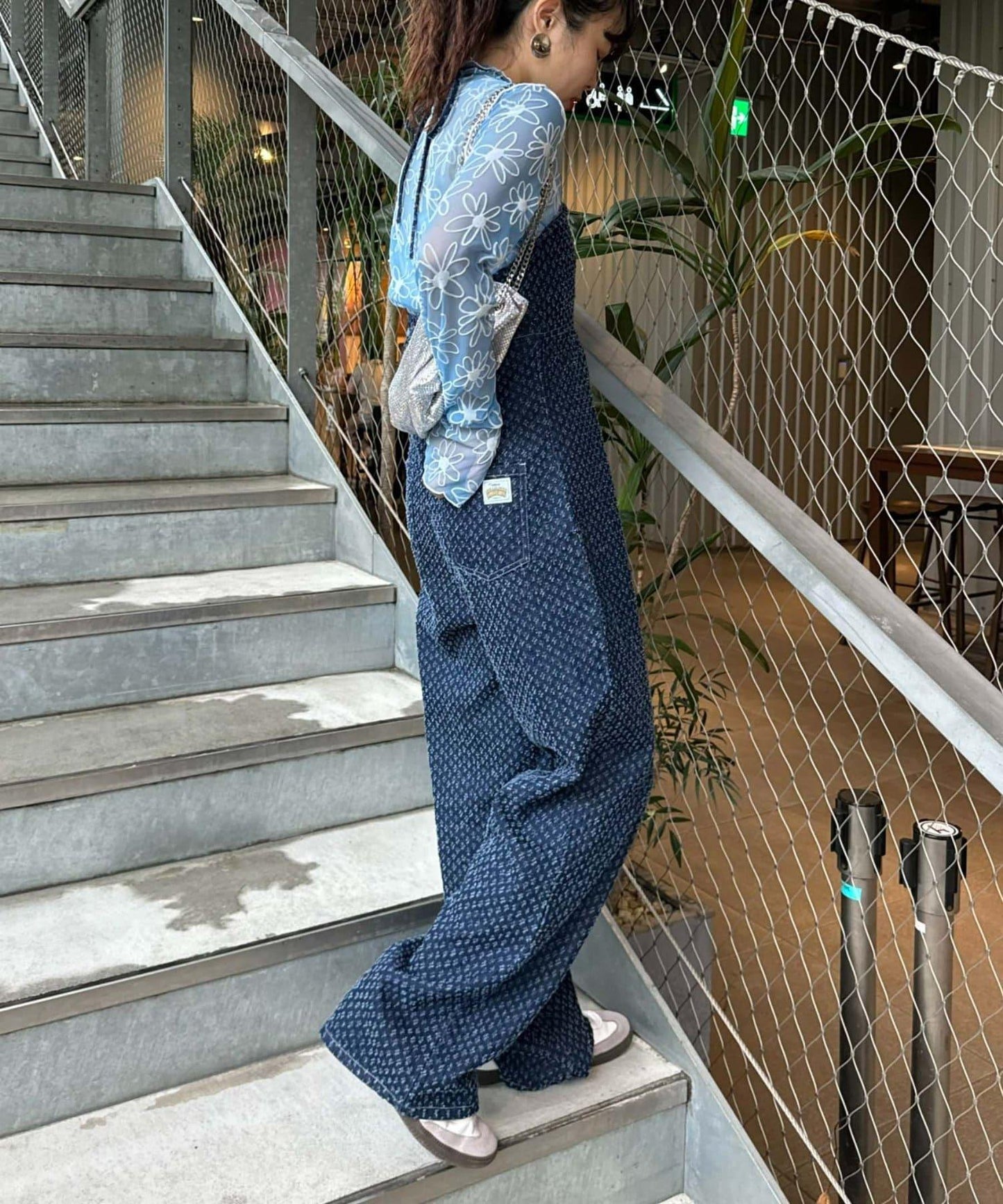 【HELLO.SANFRANCISCO】絨花透視高領衫