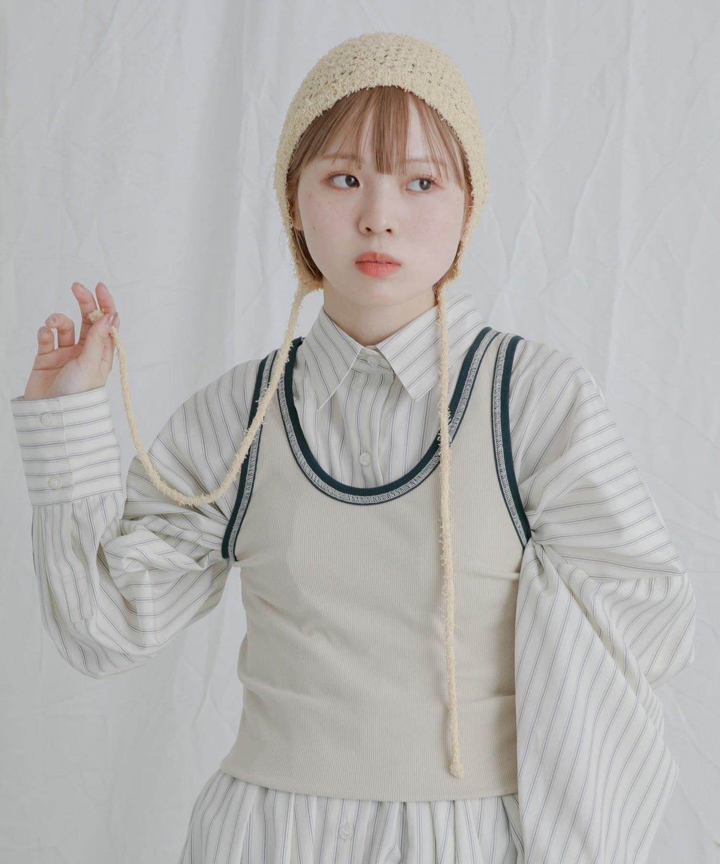 166028726