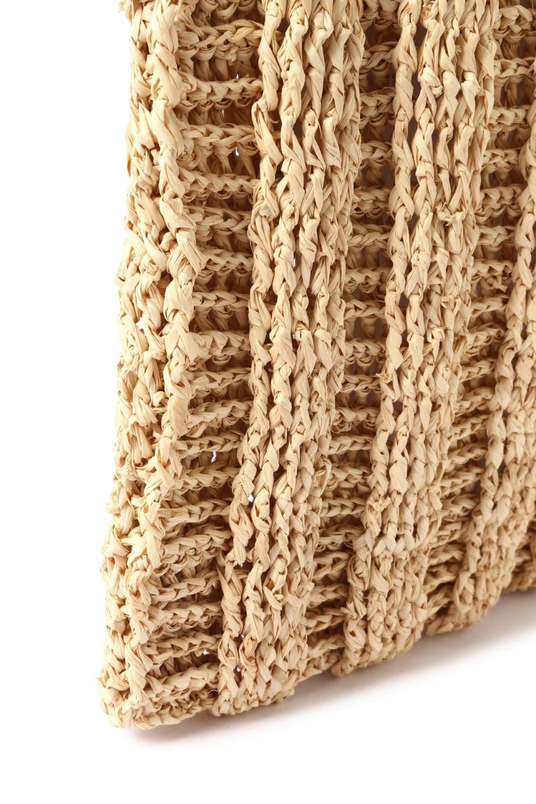153974392