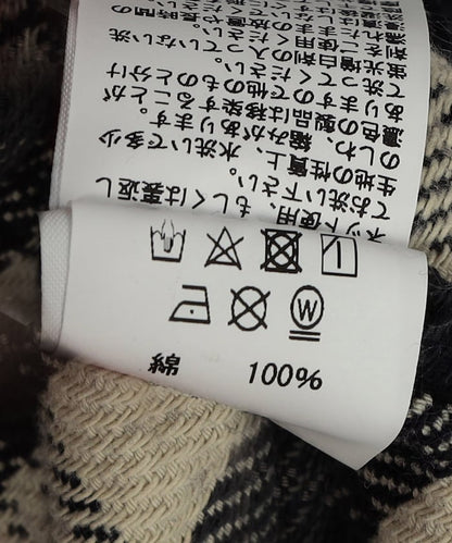 104599049