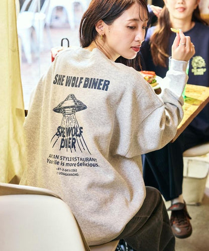 SHE WOLF DINER×FREAK'S STORE/海狼餐廳 聯名 大尺寸 後背印花 圓領衛衣 UFO