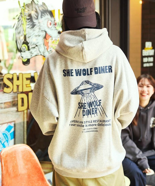 SHE WOLF DINER×FREAK'S STORE/海狼餐廳 聯名 大尺寸 後背印花 帶帽衛衣 UFO