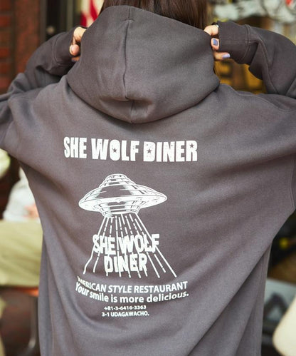 SHE WOLF DINER×FREAK'S STORE/海狼餐廳 聯名 大尺寸 後背印花 帶帽衛衣 UFO