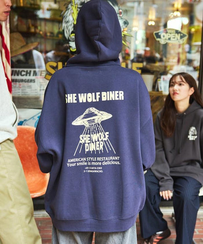 SHE WOLF DINER×FREAK'S STORE/海狼餐廳 聯名 大尺寸 後背印花 帶帽衛衣 UFO