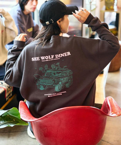 SHE WOLF DINER×FREAK'S STORE/海狼餐廳 聯名 大尺寸 後背印花 圓領衛衣 CAR