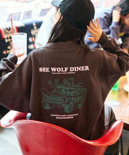 SHE WOLF DINER×FREAK'S STORE/海狼餐廳 聯名 大尺寸 後背印花 圓領衛衣 CAR