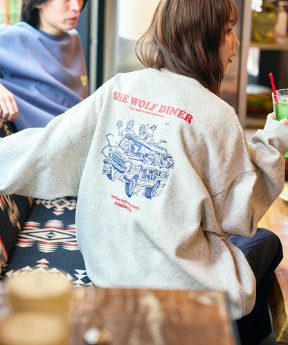 SHE WOLF DINER×FREAK'S STORE/海狼餐廳 聯名 大尺寸 後背印花 圓領衛衣 CAR